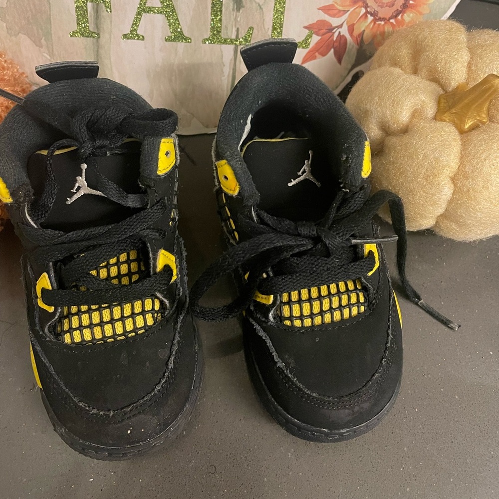 Jordan Retro 4